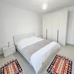 Modern 2br In Heart Of * Shkoder