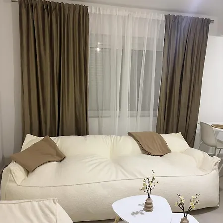 Modern 2br In Heart Of Shkodër