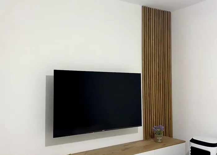 Apartment Modern 2br In Heart Of