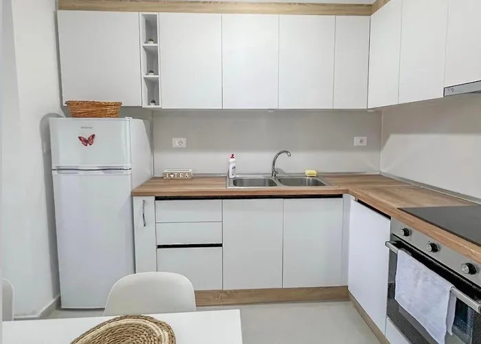 Modern 2br In Heart Of Shkodër